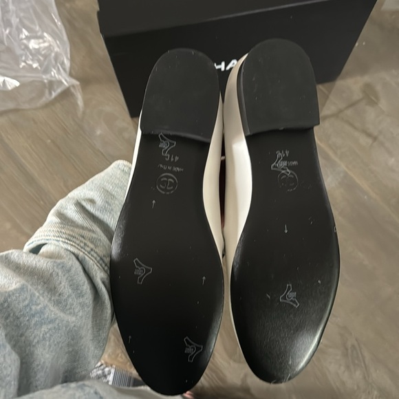 BRAND NEW (notauthentic) CHANEL LOAFERS EU SIZE 41 bought in Chinatown - Picture 4 of 5